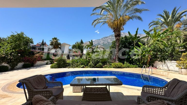 Villa in Arslanbucak, Kemer mit pool - immobilien in der Türkei kaufen - 141548