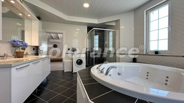 Villa in Arslanbucak, Kemer mit pool - immobilien in der Türkei kaufen - 141575