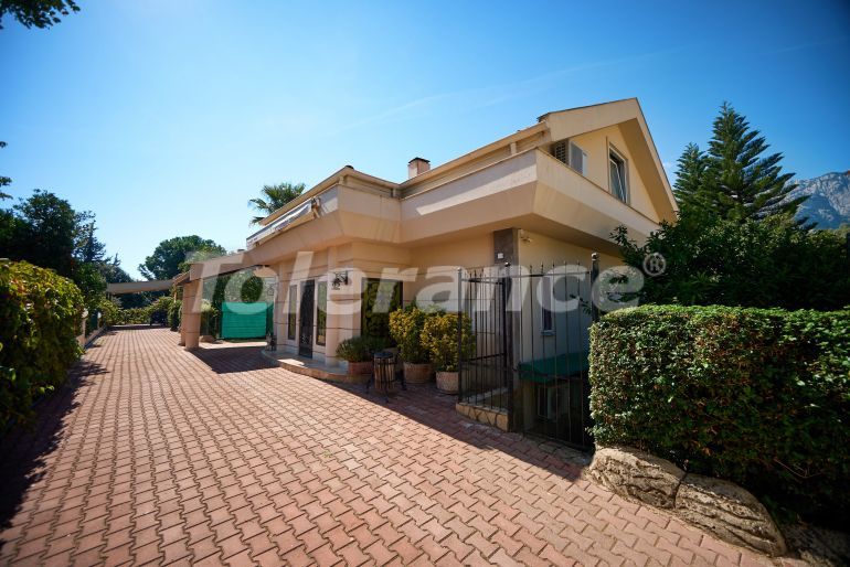 Villa in Arslanbucak, Kemer mit pool - immobilien in der Türkei kaufen - 146704