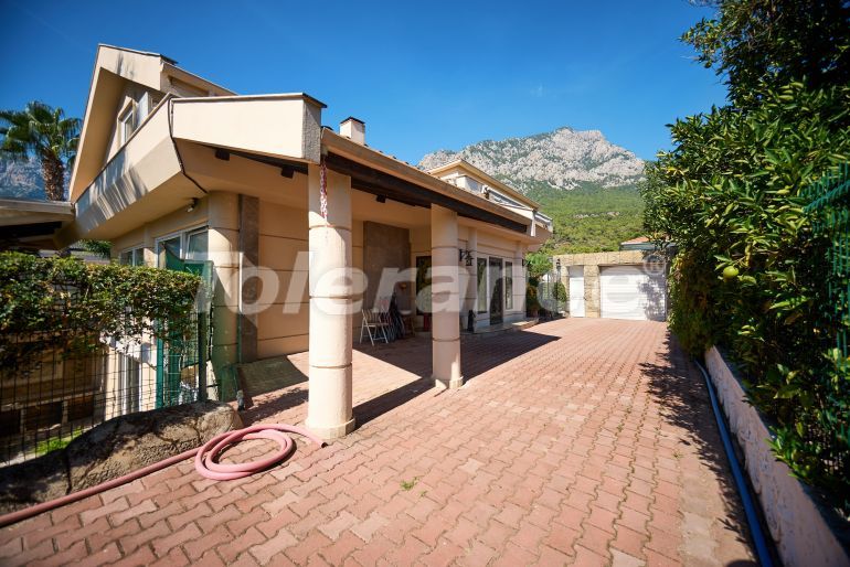 Villa in Arslanbucak, Kemer mit pool - immobilien in der Türkei kaufen - 146705