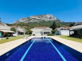 Villa in Aslanbudcak, Kemer with pool - buy realty in Turkey - 136580