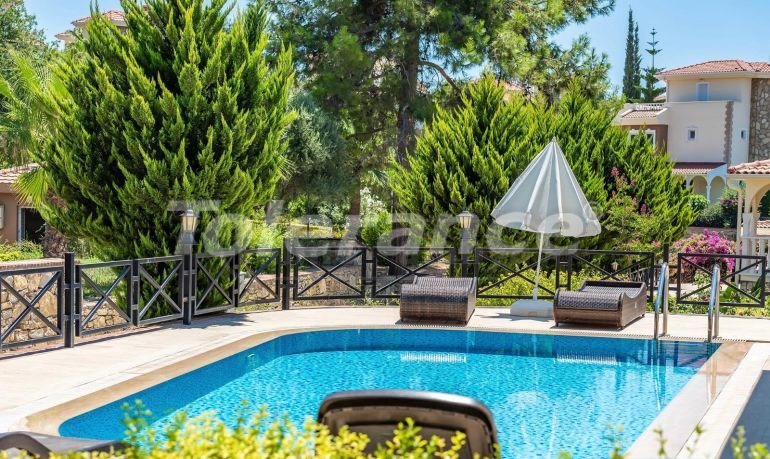 Villa van de ontwikkelaar in Avsallar, Alanya zeezicht zwembad - 127109 Villa van de ontwikkelaar in Avsallar, Alanya zeezicht zwembad - onroerend goed kopen in Turkije - 127109