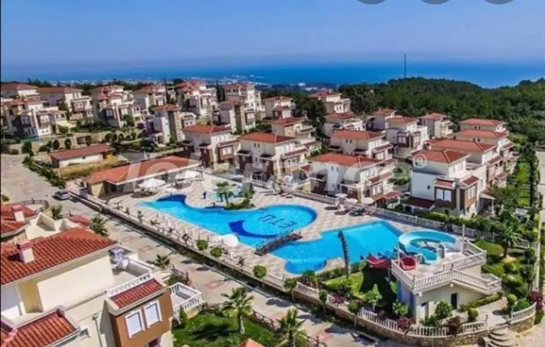 Villa from the developer in Avsallar, Alanya with sea view with pool - buy realty in Turkey - 19896