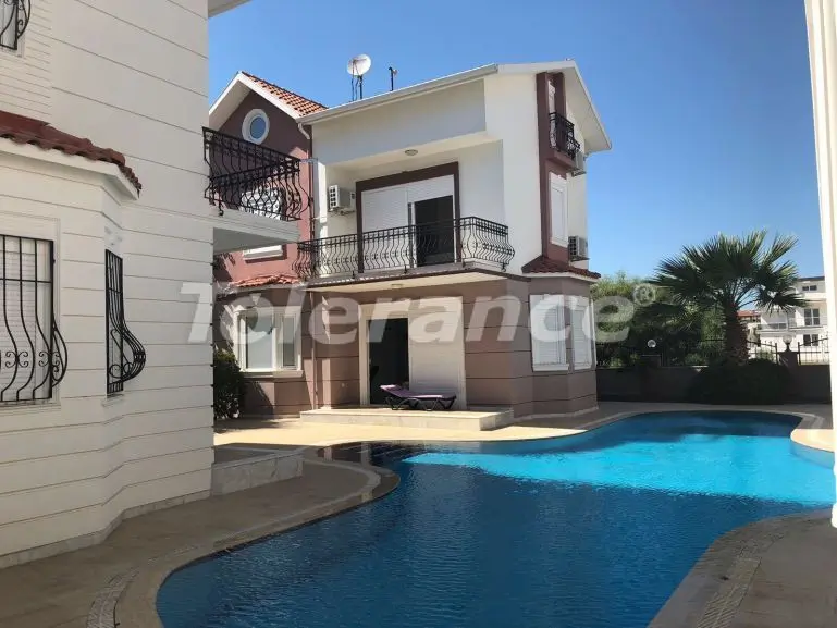 Villa in center, Belek pool - buy realty in Turkey - 17985