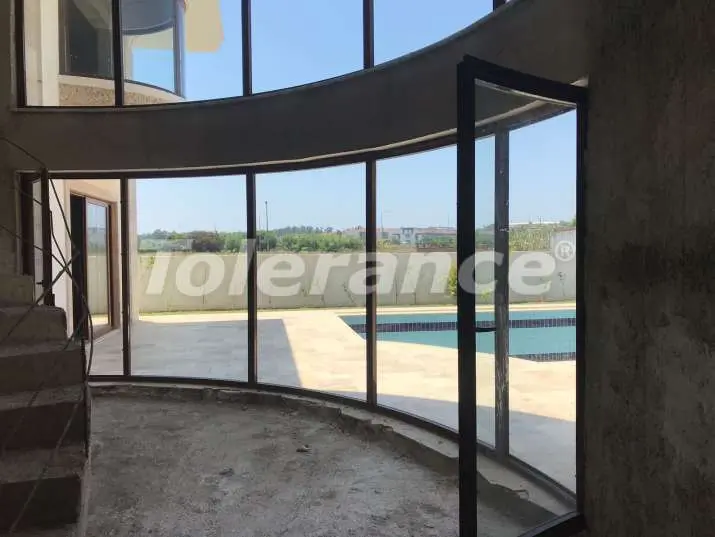 Villa du développeur еn Belek piscine - acheter un bien immobilier en Turquie - 527