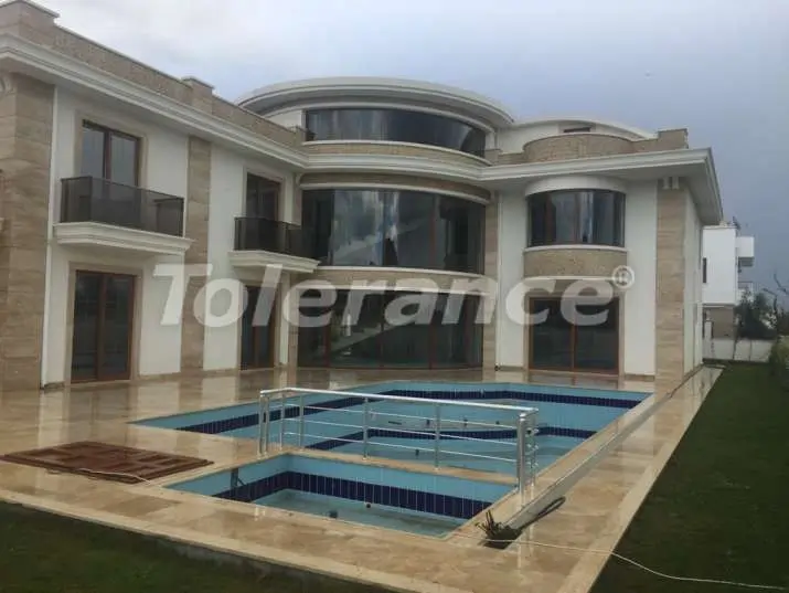 Villa du développeur еn Belek piscine - acheter un bien immobilier en Turquie - 530