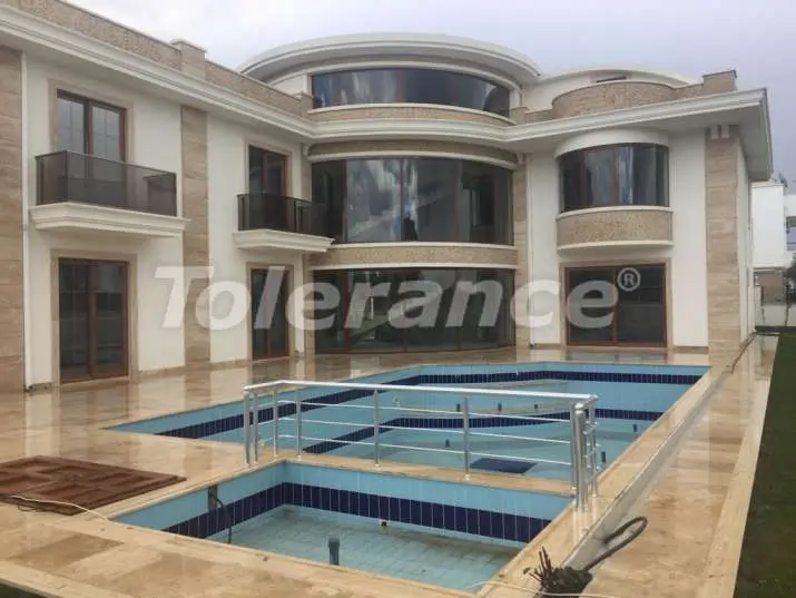 Villa du développeur еn Belek piscine - acheter un bien immobilier en Turquie - 532