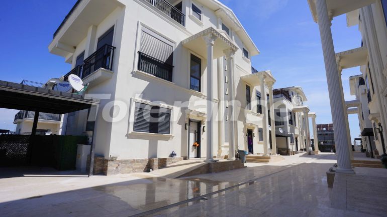 Villa from the developer in Belek with pool - buy realty in Turkey - 78569