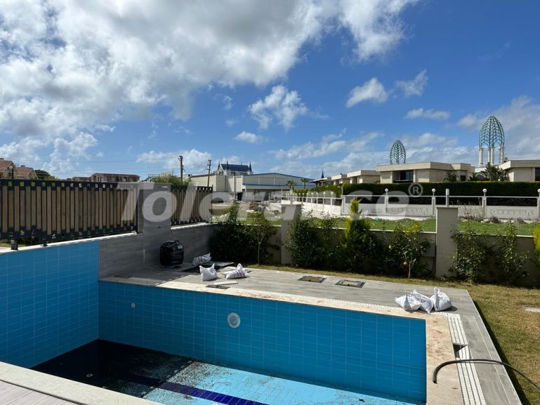 Villa in Belek zwembad - onroerend goed kopen in Turkije - 79239