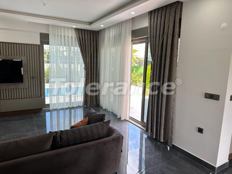 Villa in Belek zwembad - onroerend goed kopen in Turkije - 79243