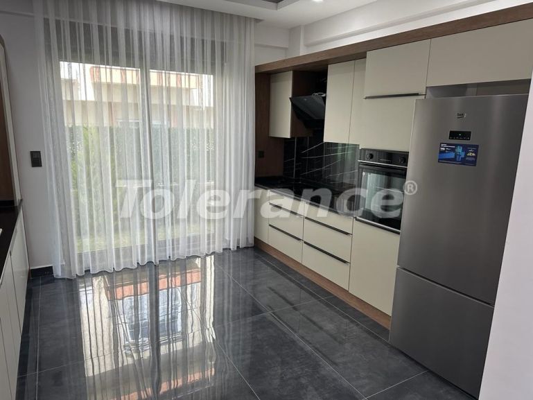 Villa in Belek zwembad - onroerend goed kopen in Turkije - 79245