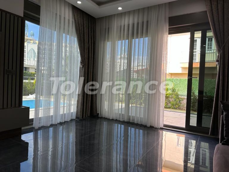 Villa in Belek zwembad - onroerend goed kopen in Turkije - 79248