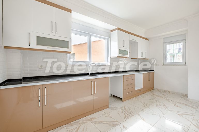 Villa in Belek with pool - buy realty in Turkey - 82043