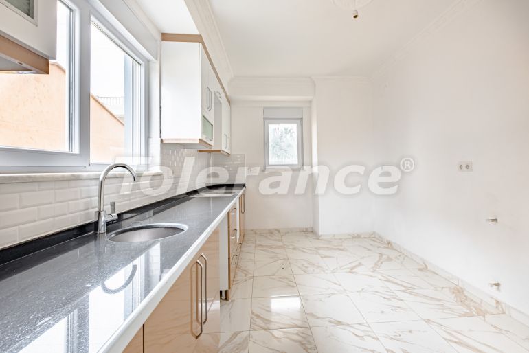 Villa in Belek with pool - buy realty in Turkey - 82045