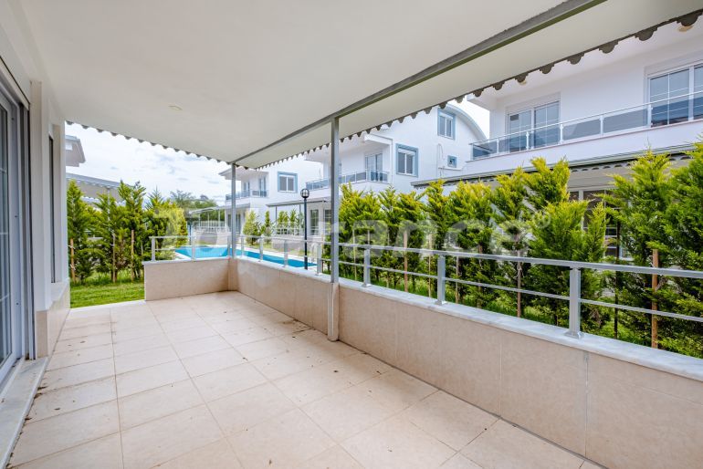 Villa in Belek with pool - buy realty in Turkey - 82054