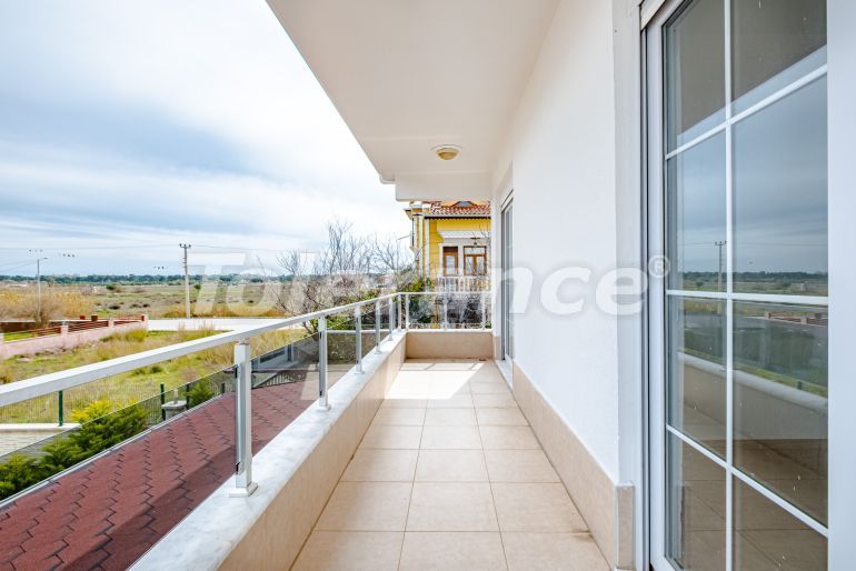 Villa in Belek with pool - buy realty in Turkey - 82074