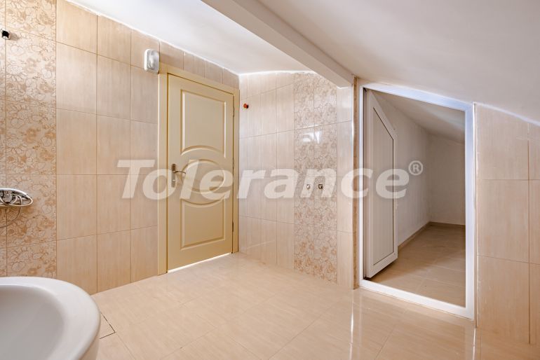 Villa in Belek with pool - buy realty in Turkey - 82083