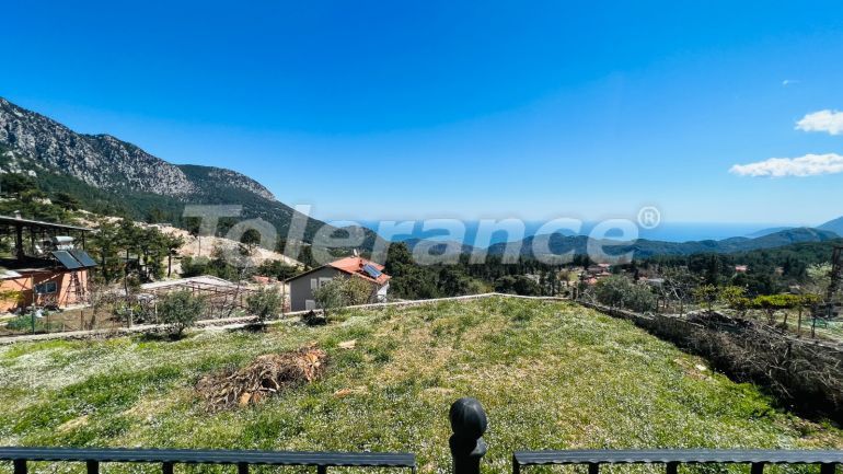 ویلا که در بیجیک, کمر منظره دریا - خرید ملک در ترکیه - 78490