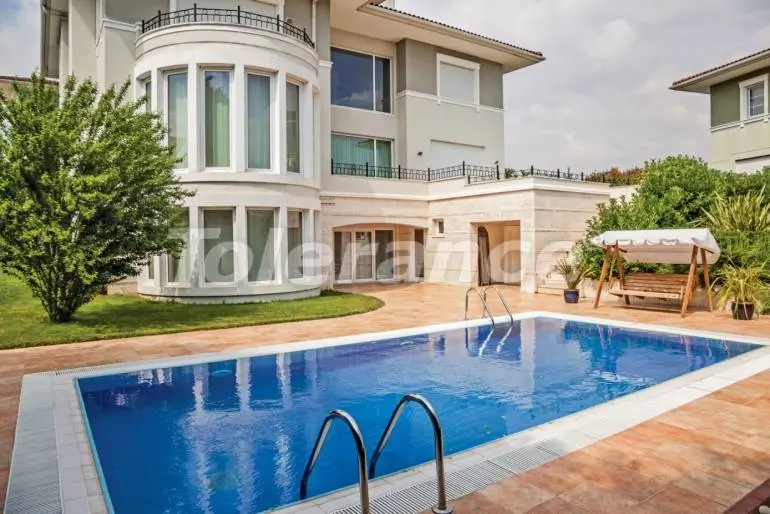 Villa in Beylikduzu, İstanbul sea view pool installment - buy realty in Turkey - 20138