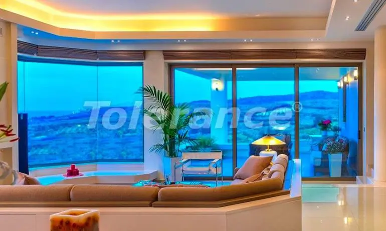 Villa from the developer in Beylikduzu, İstanbul pool - buy realty in Turkey - 37986