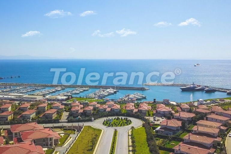 Villa from the developer in Beylikduzu, İstanbul with sea view with pool - 65792 Villa from the developer in Beylikduzu, İstanbul with sea view with pool - buy realty in Turkey - 65792