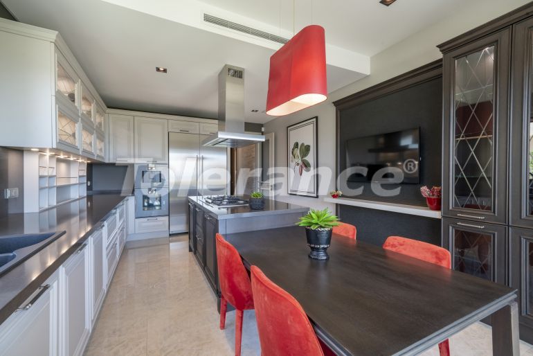 Villa from the developer in Beylikduzu, İstanbul with sea view with pool - 65797 Villa from the developer in Beylikduzu, İstanbul with sea view with pool - buy realty in Turkey - 65797