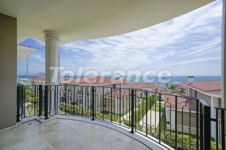 Villa from the developer in Beylikduzu, İstanbul with sea view with pool - 65803 Villa from the developer in Beylikduzu, İstanbul with sea view with pool - buy realty in Turkey - 65803