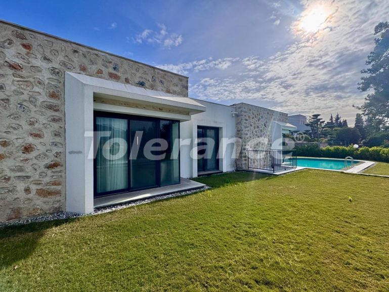 ویلا که در بیتز, بودروم استخر - خرید ملک در ترکیه - 133333