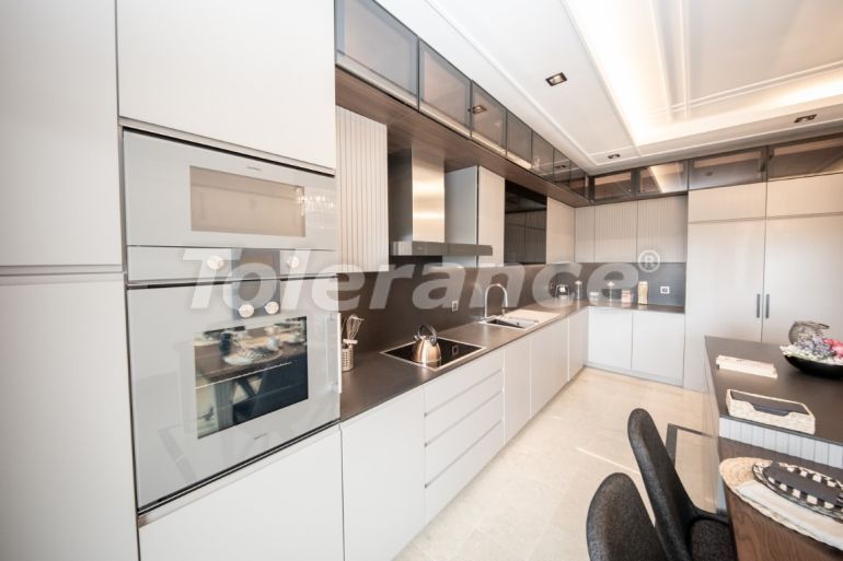 Villa from the developer in Buyukcekmece, İstanbul with pool - 100102 Villa from the developer in Buyukcekmece, İstanbul with pool - buy realty in Turkey - 100102