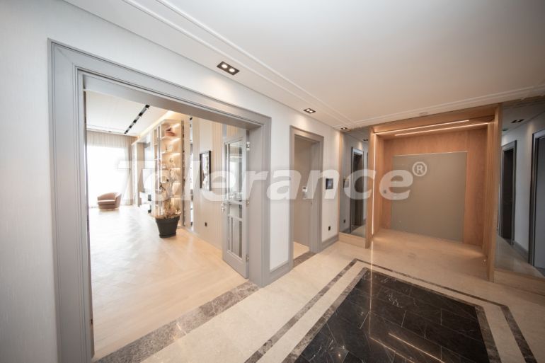 Villa from the developer in Buyukcekmece, İstanbul with pool - 100114 Villa from the developer in Buyukcekmece, İstanbul with pool - buy realty in Turkey - 100114
