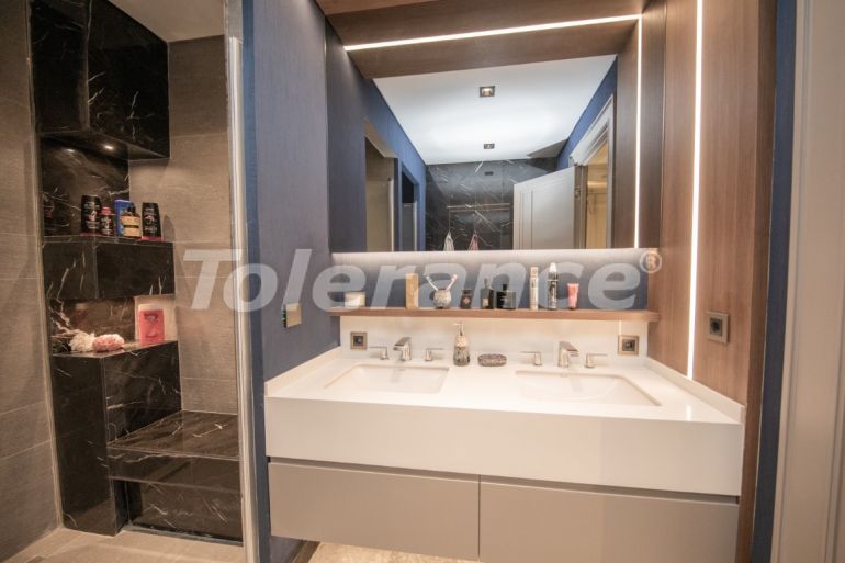 Villa from the developer in Buyukcekmece, İstanbul with pool - 100143 Villa from the developer in Buyukcekmece, İstanbul with pool - buy realty in Turkey - 100143