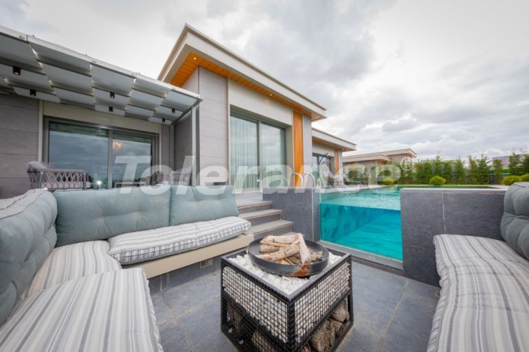 Villa from the developer in Buyukcekmece, İstanbul with pool - 100151 Villa from the developer in Buyukcekmece, İstanbul with pool - buy realty in Turkey - 100151