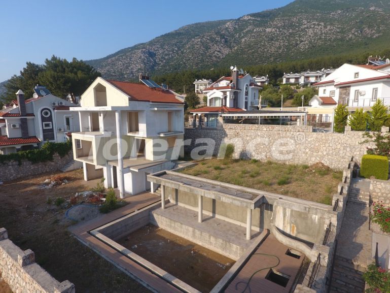 فلل من المتعهد في:في تشالش فتحية اطلالة على البحر مسبح - 69779 فلل من المتعهد في:في تشالش فتحية اطلالة على البحر مسبح - شراء عقار في تركيا - 69779