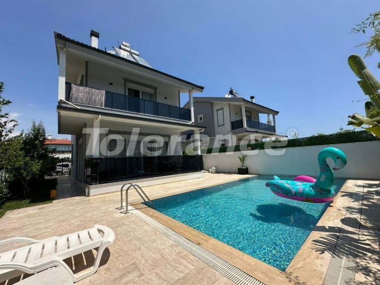 Villa in Çamyuva, Kemer zwembad - onroerend goed kopen in Turkije - 133093