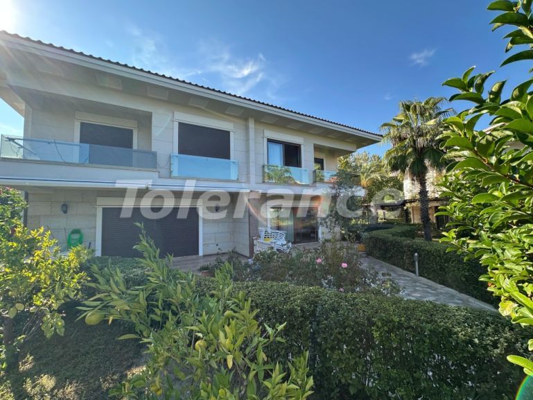 Villa еn Çamyuva, Kemer piscine - acheter un bien immobilier en Turquie - 133198