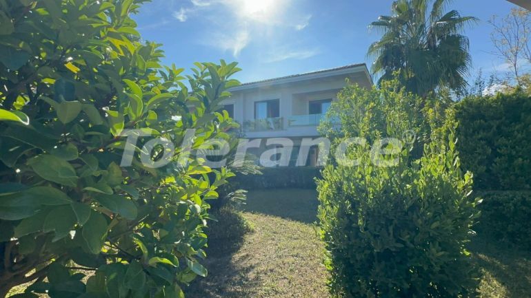 Villa еn Çamyuva, Kemer piscine - acheter un bien immobilier en Turquie - 133235