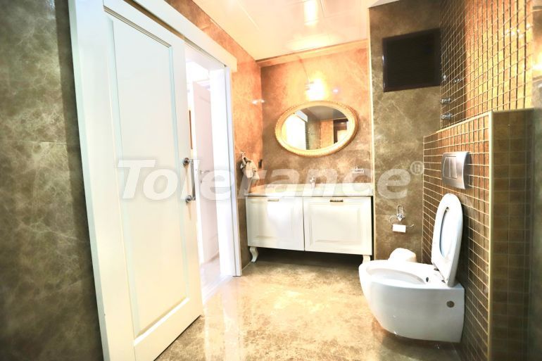 Villa еn Çamyuva, Kemer piscine - acheter un bien immobilier en Turquie - 133240