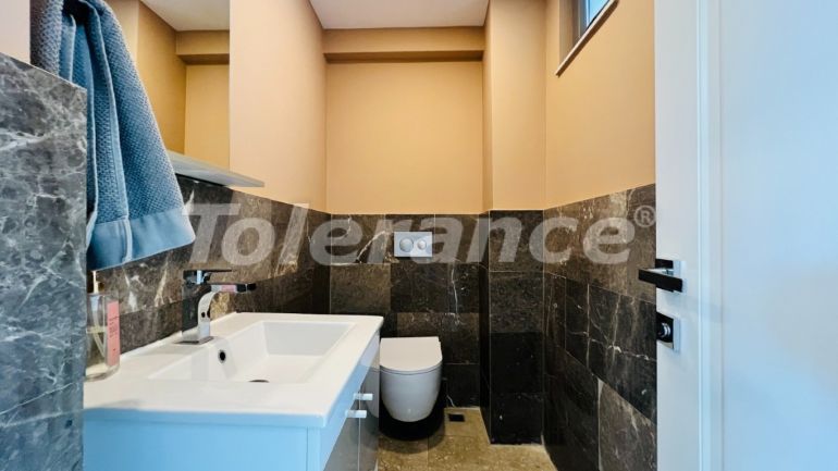 ویلا که در چام‌یووا, کمر استخر - خرید ملک در ترکیه - 136301