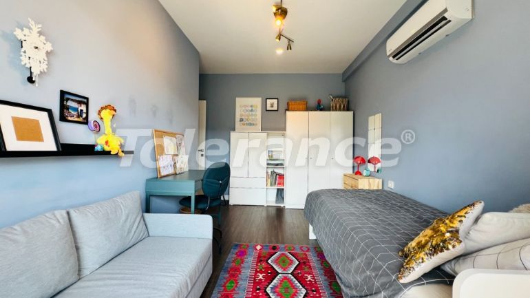 ویلا که در چام‌یووا, کمر استخر - خرید ملک در ترکیه - 136302