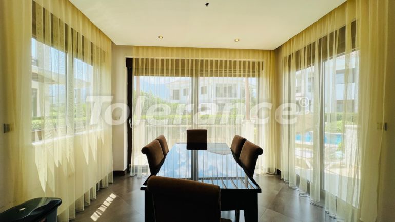 Villa in Çamyuva, Kemer zwembad - onroerend goed kopen in Turkije - 136675