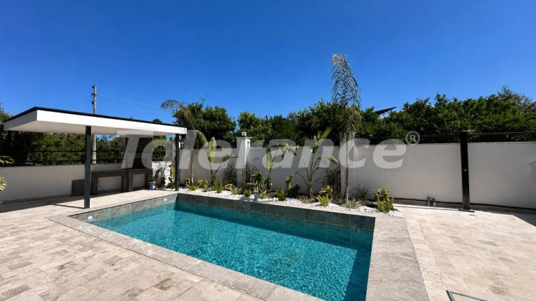 Villa vom bauträger in Çamyuva, Kemer mit pool - immobilien in der Türkei kaufen - 141783