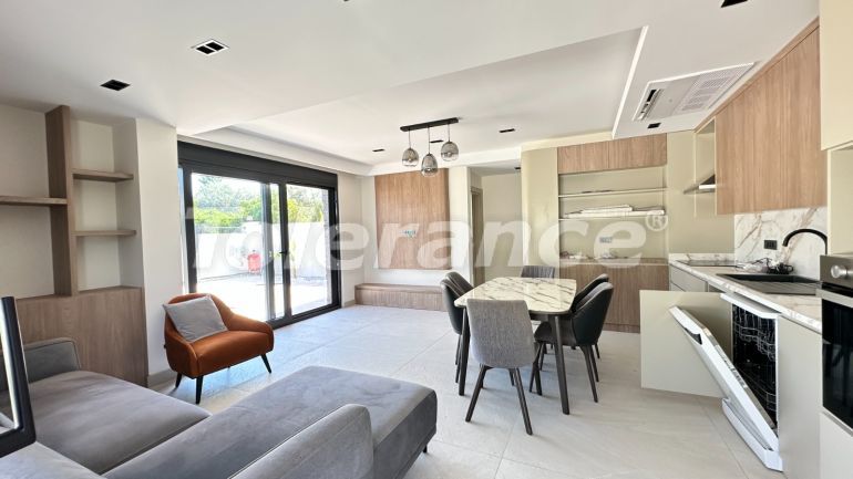 Villa vom bauträger in Çamyuva, Kemer mit pool - immobilien in der Türkei kaufen - 141792