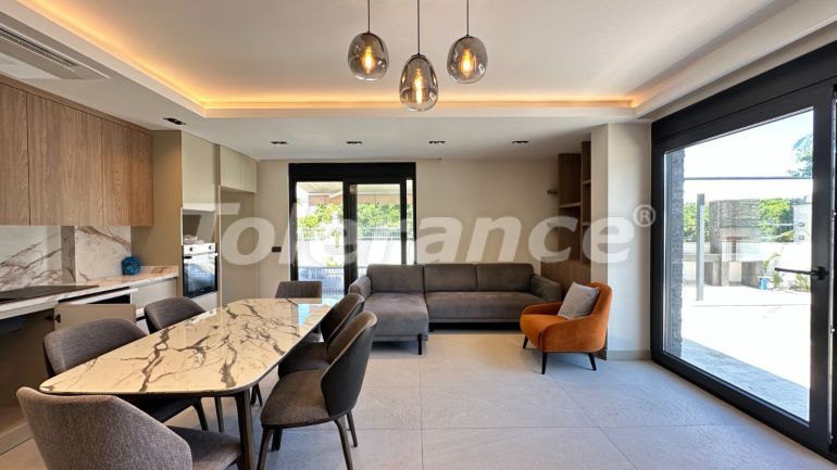 Villa vom bauträger in Çamyuva, Kemer mit pool - immobilien in der Türkei kaufen - 141795