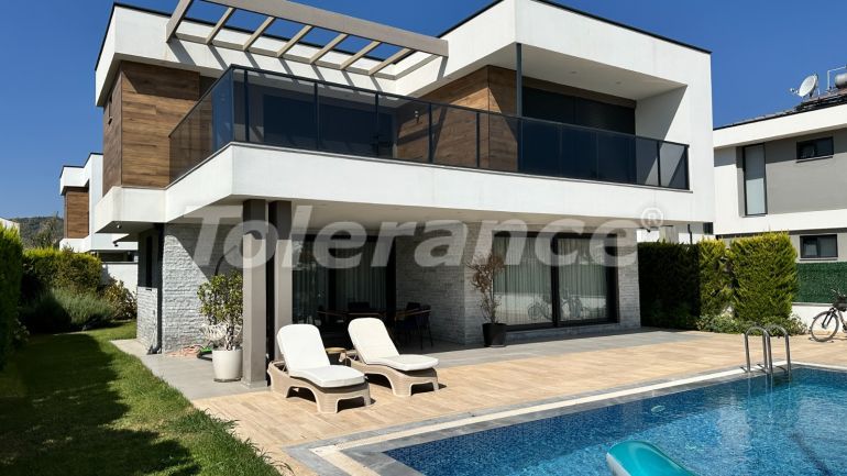 Villa еn Çamyuva, Kemer avec piscine - acheter un bien immobilier en Turquie - 144096
