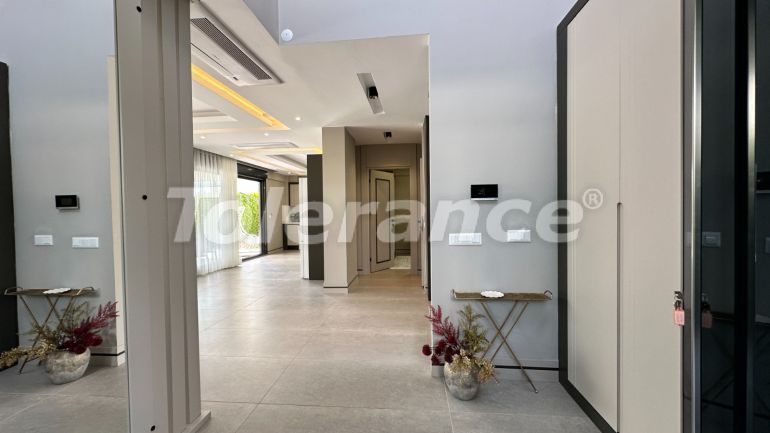 Villa еn Çamyuva, Kemer avec piscine - acheter un bien immobilier en Turquie - 144097
