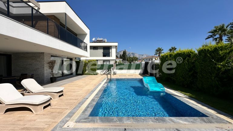 Villa еn Çamyuva, Kemer avec piscine - acheter un bien immobilier en Turquie - 144101