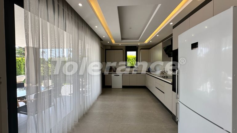 Villa еn Çamyuva, Kemer avec piscine - acheter un bien immobilier en Turquie - 144106