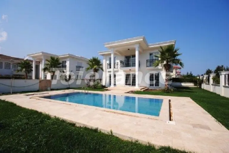 Villa in Çamyuva, Kemer pool - buy realty in Turkey - 26867
