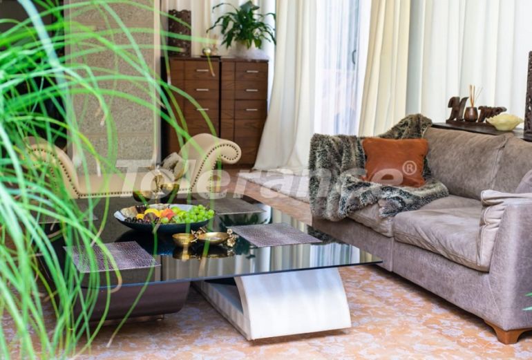 Villa еn Çamyuva, Kemer piscine - acheter un bien immobilier en Turquie - 45431