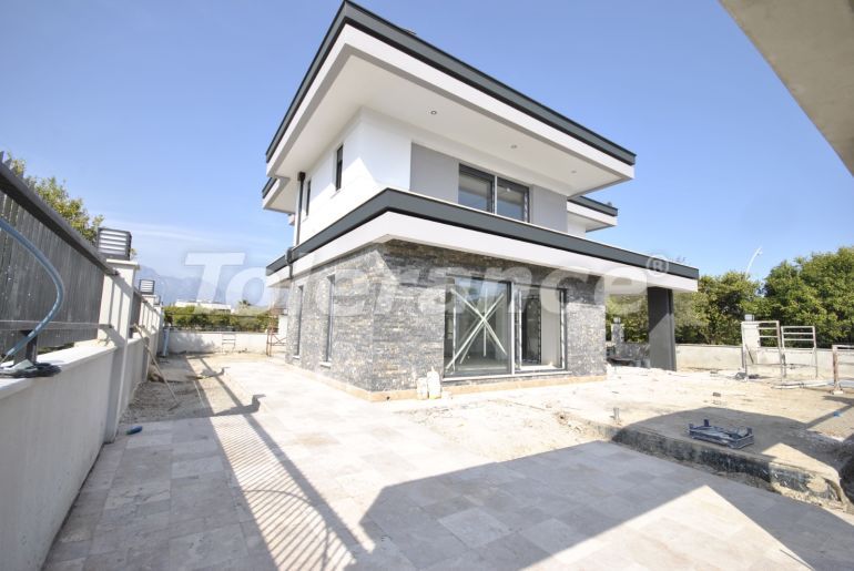 Villa from the developer in Çamyuva, Kemer with pool - buy realty in Turkey - 50982